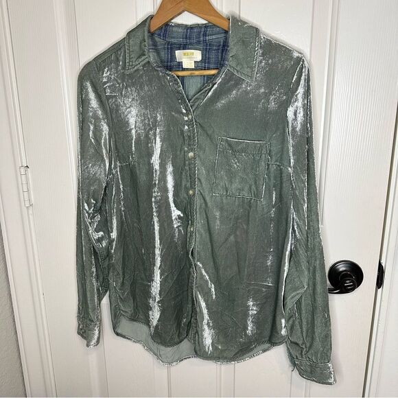 Maeve By Anthropologie Sage Green Crushed Velvet Button Down Sz 4 Boho Preppy - Picture 2 of 8